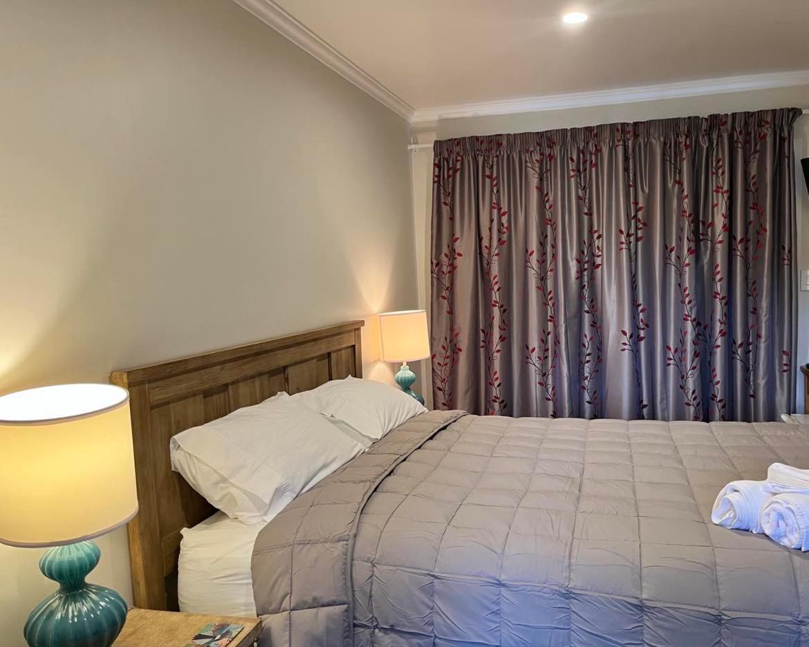 Riverton Holiday Park Bagian luar foto
