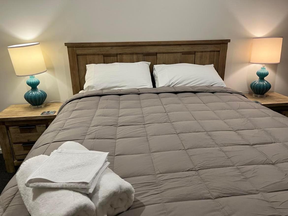 Riverton Holiday Park Bagian luar foto