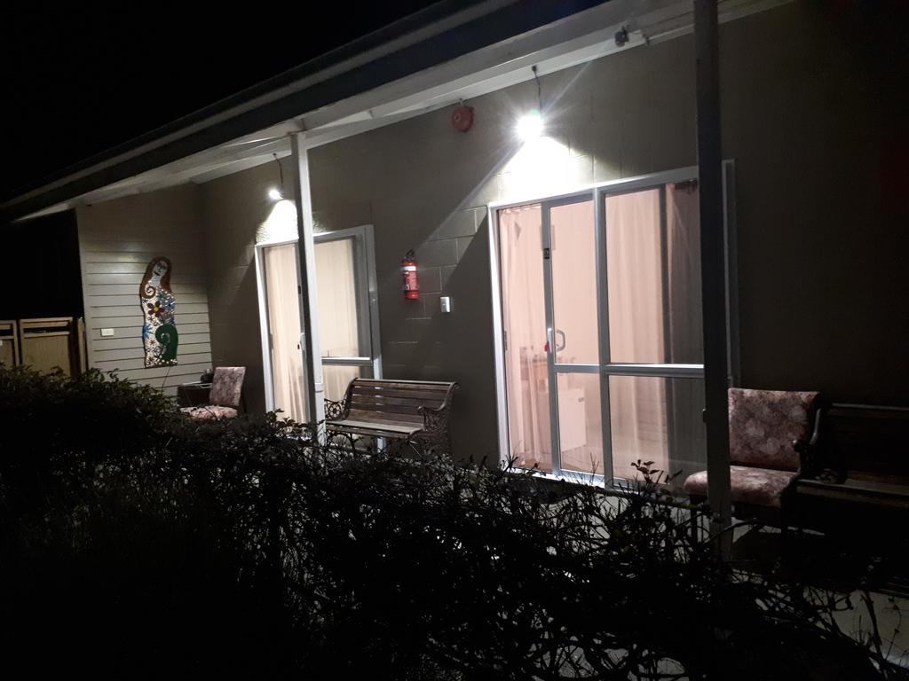 Riverton Holiday Park Bagian luar foto
