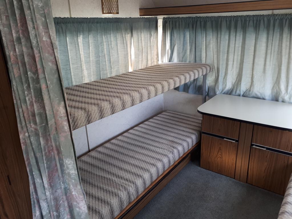 Riverton Holiday Park Bagian luar foto